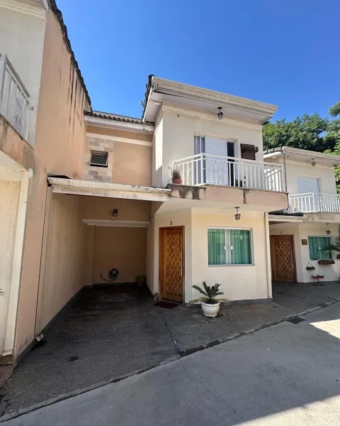 Casa - Laranjeiras, Caieiras
