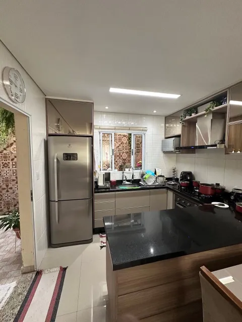 Casa - Laranjeiras, Caieiras