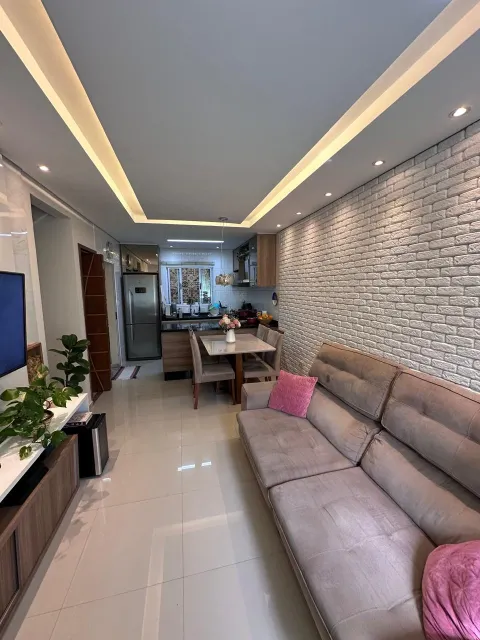 Casa - Laranjeiras, Caieiras