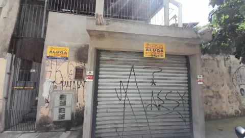 Salão Comercial para alugar em Vila Fanton