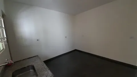 Casa - Laranjeiras, Caieiras
