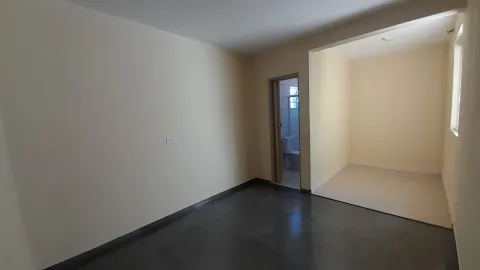 Casa - Laranjeiras, Caieiras