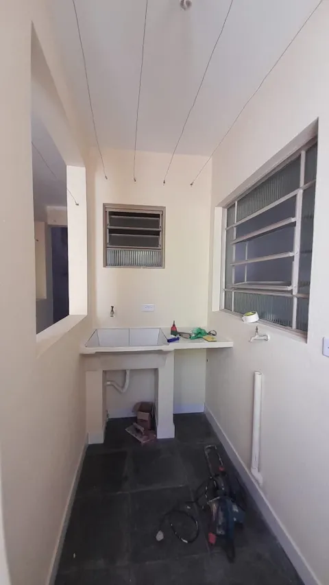 Casa - Laranjeiras, Caieiras