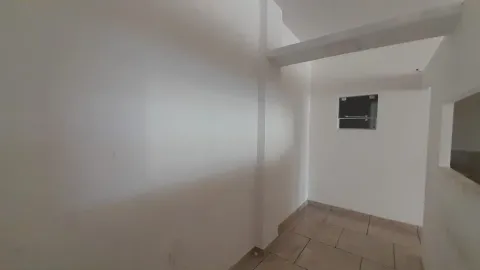 Salão Comercial para alugar em Perus