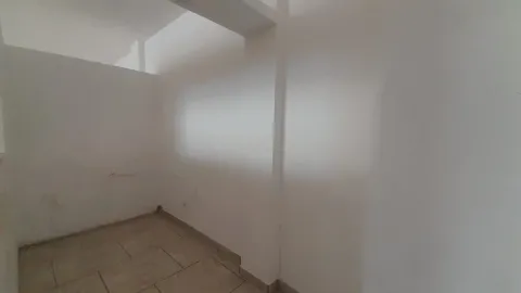 Salão Comercial para alugar em Perus