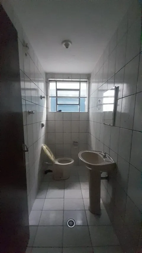 Salão Comercial para alugar em Vila Fanton