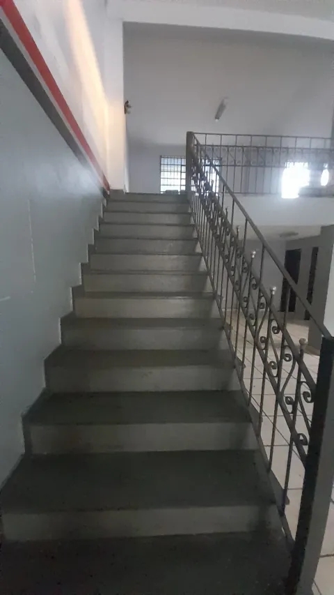 Salão Comercial para alugar em Vila Fanton