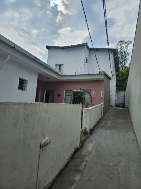 Prédio para vender em Perus