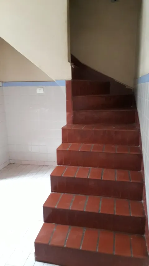 Prédio para vender em Perus