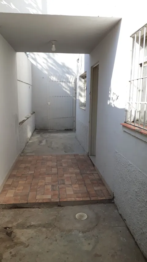 Prédio para vender em Perus