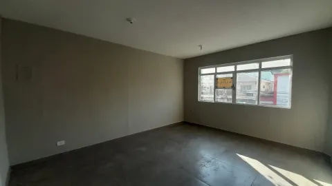 Sala comercial para alugar em Perus -Centro