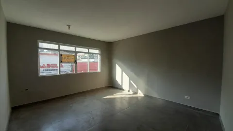 Sala comercial para alugar em Perus -Centro