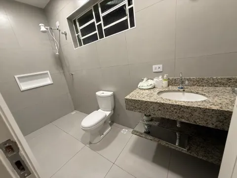 Prédio para vender em Perus