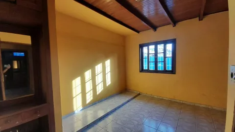 Casa para alugar em Vila Fanton