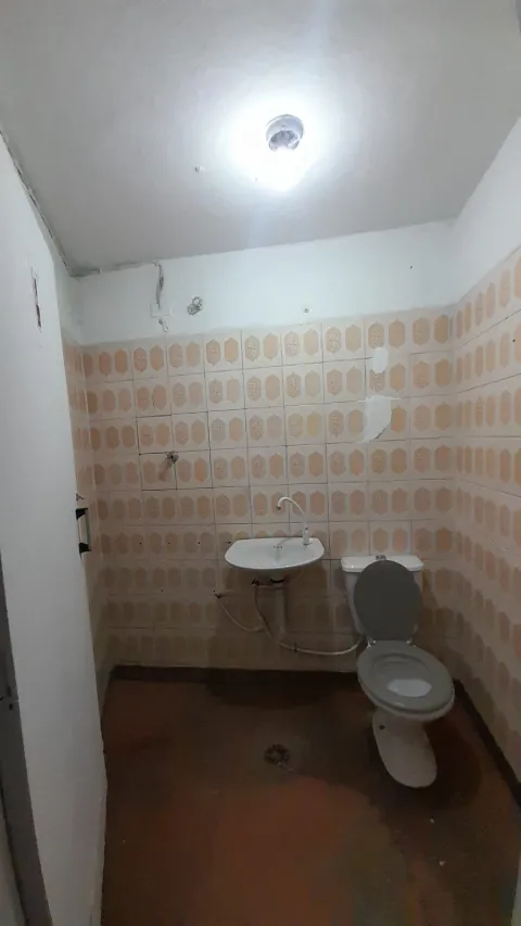 Salão Comercial para alugar em Vila Fanton