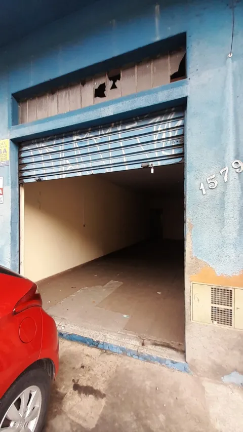 Salão Comercial para alugar em Vila Fanton
