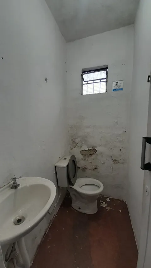 Salão Comercial para alugar em Vila Fanton