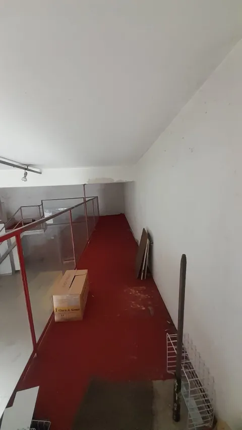 Salão Comercial para alugar em Vila Fanton