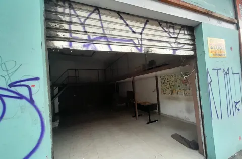 Salão Comercial para alugar em Vila Fanton