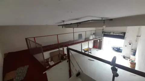 Salão Comercial para alugar em Vila Fanton